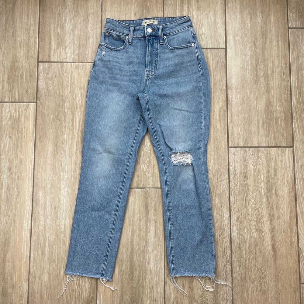 Madewell Curvy Perfect Vintage Jeans 24 High Rise Distressed Raw Hem Crop